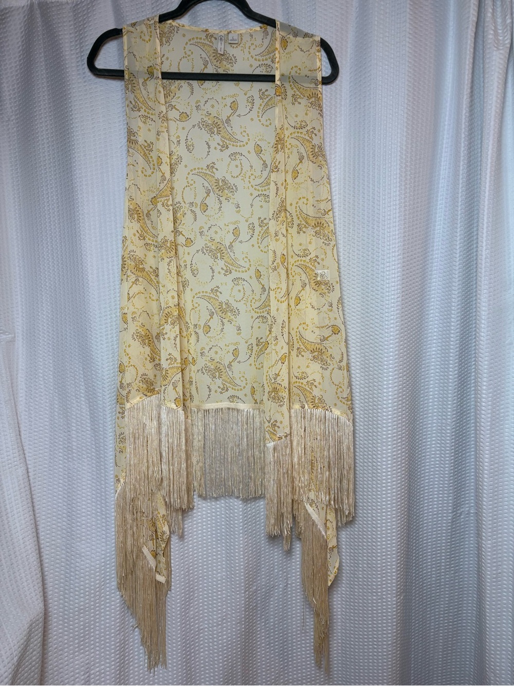 Cato Paisley Sheer Fringed Sleeveless Kimono Wrap Boho Soft Yellow Size L